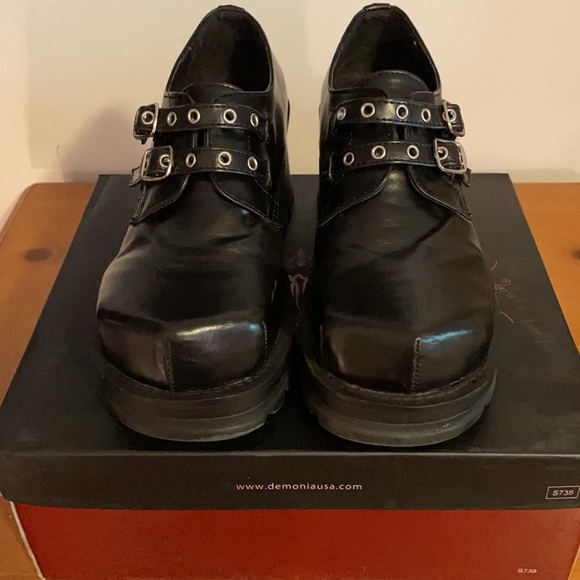 Demonia Shoes - Demonia - Womens TRUMP-101 Platform Shoes US 7